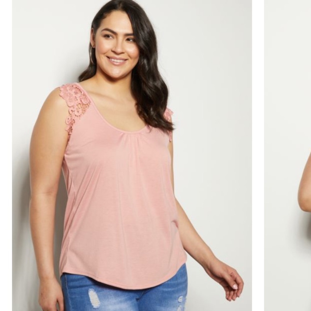 *NWT* Plus Pink Crochet Cap Sleeve Top